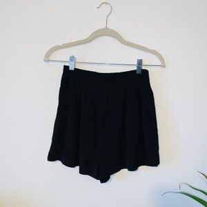 Black shorts Nasty Gal
